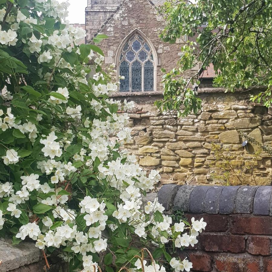 Hotel Victoria House Church Stretton Exterior foto